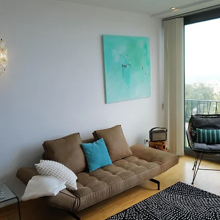 Feel Good Ferienapartment Mit Meerblick Und Pool דירה *