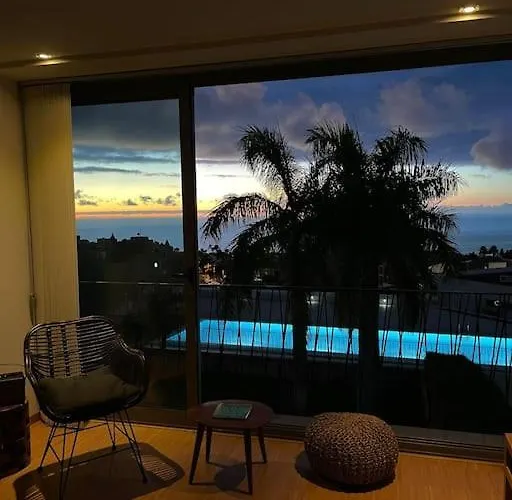 דירה Feel Good Ferienapartment Mit Meerblick Und Pool סנטה אורסולה