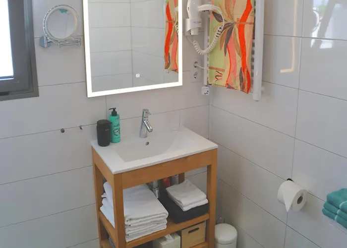 Feel Good Ferienapartment Mit Meerblick Und Pool סנטה אורסולה