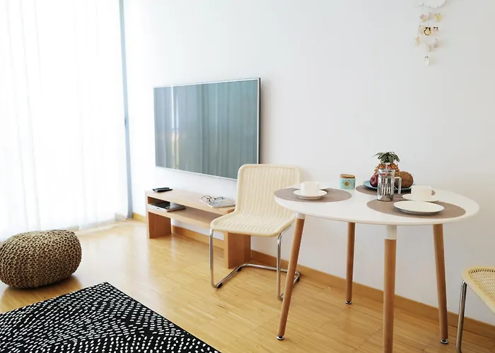 Apartment Feel Good Ferienapartment Mit Meerblick Und Pool